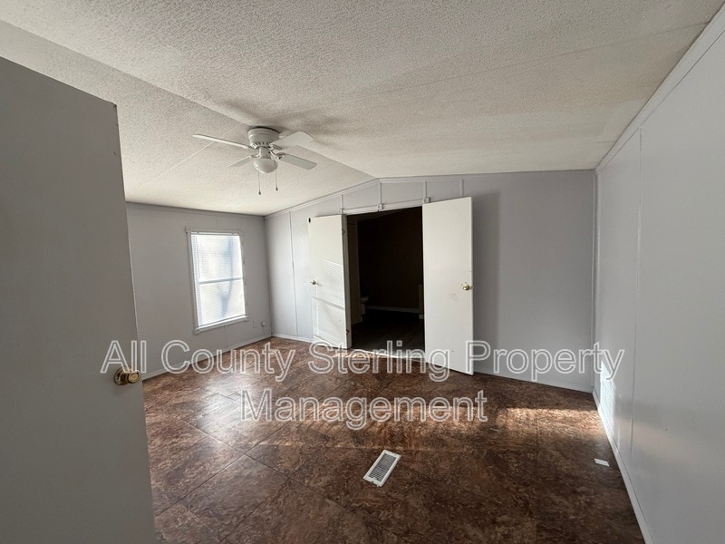 Photo - 119 SW Socket Glen