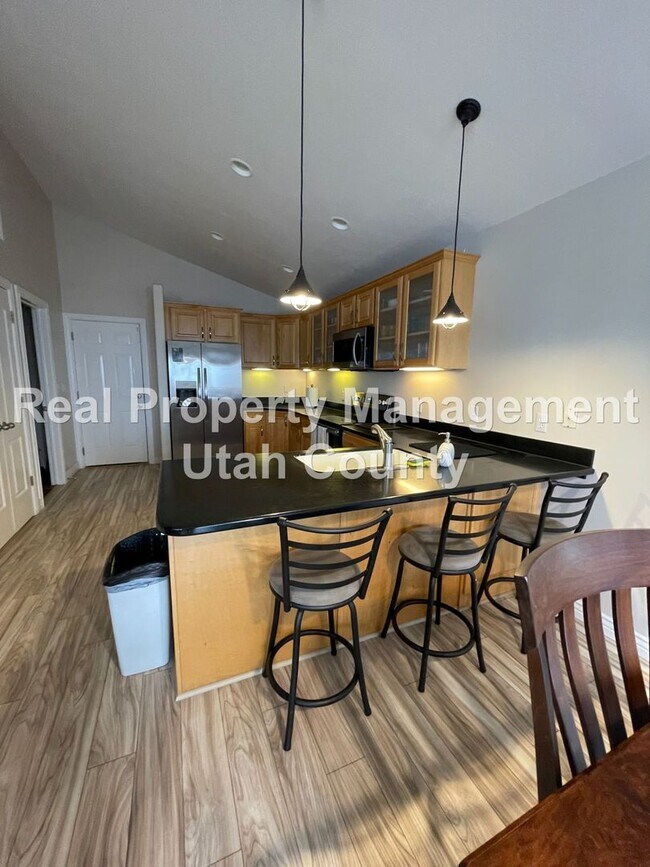 Photo - 5 bedroom home in Eagle Mountain