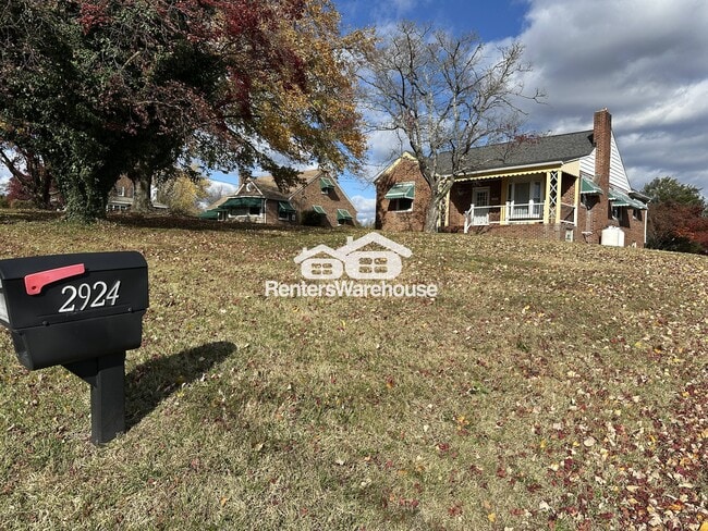 Building Photo - 2924 Cub Hill Rd