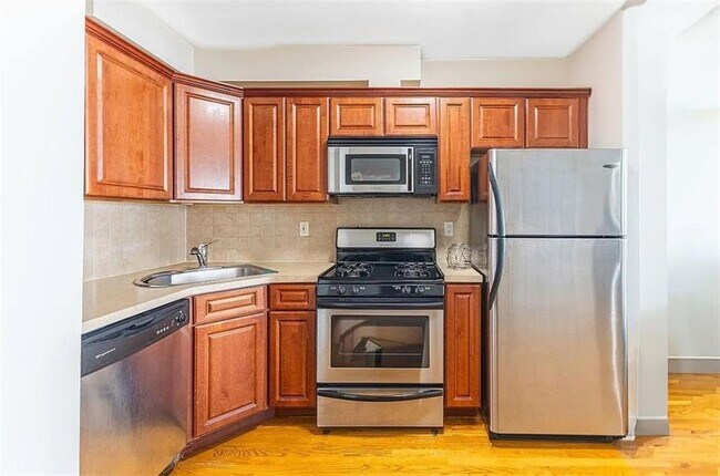 Photo - 9526 Schenck St Unit 2