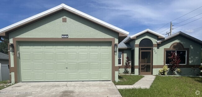 Building Photo - 499 Alesio Ave SE Rental
