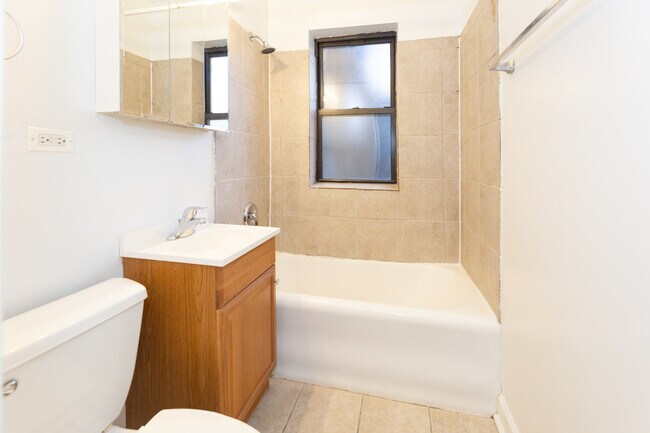 Photo - 1939 N. Lincoln