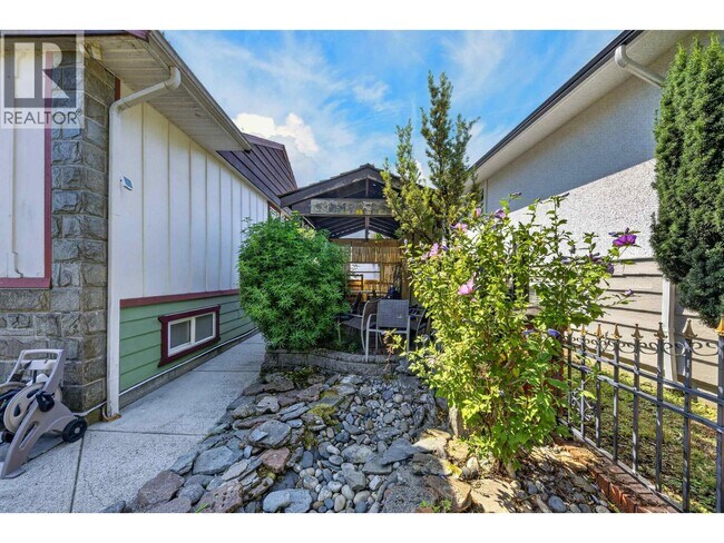 4116 Gilpin Crescent