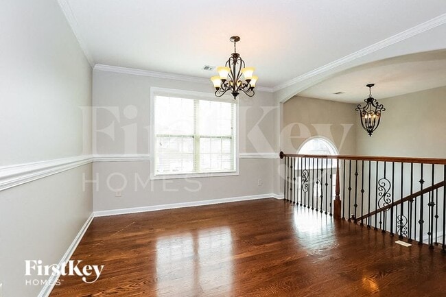 Photo - 698 Ellie Nat Dr