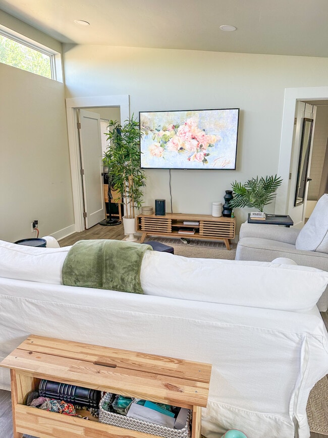 Photo - 1839 44th St Casa