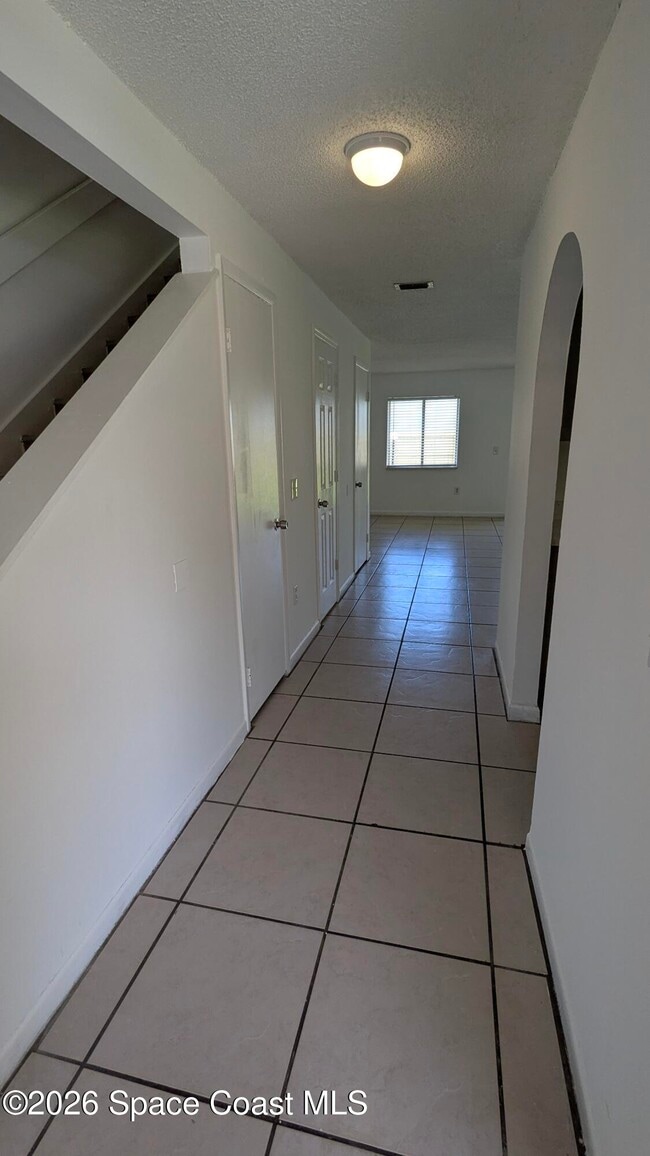 Photo - 174 San Juan Cir