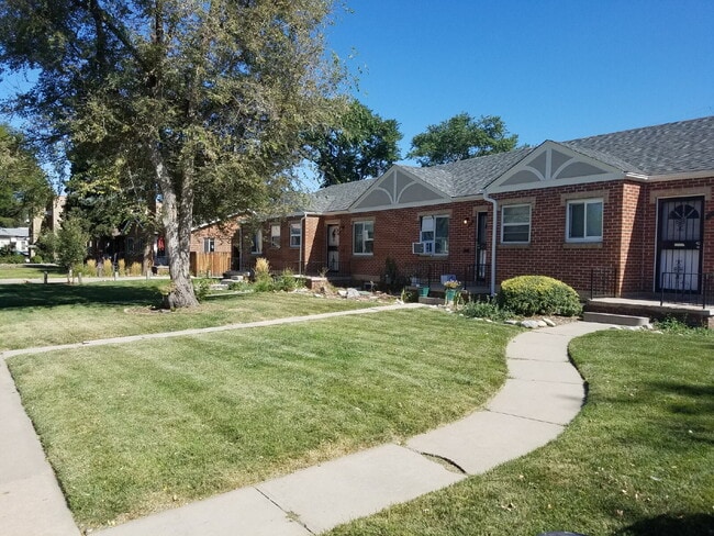 Photo - 1 Bed 1 Bath Mayfair Apartment With Garage in Denver! Available Now!