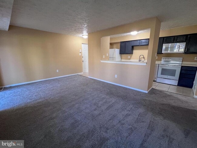 Photo - 782 Southern Hills Dr