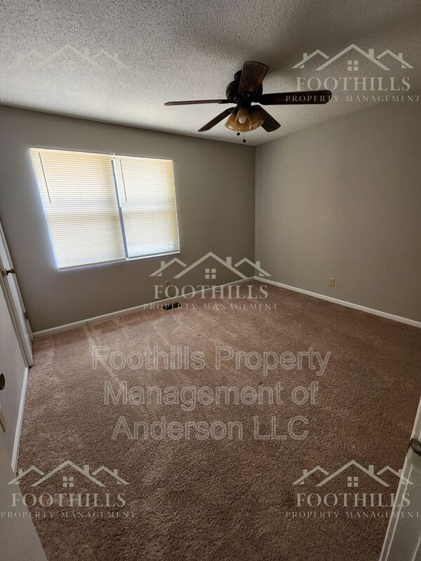 Photo - 108 Woodland Dr