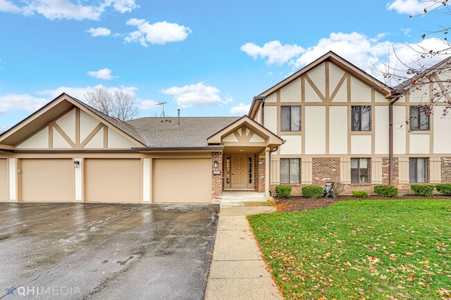 Building Photo - 917 Knottingham Dr Unit 1A