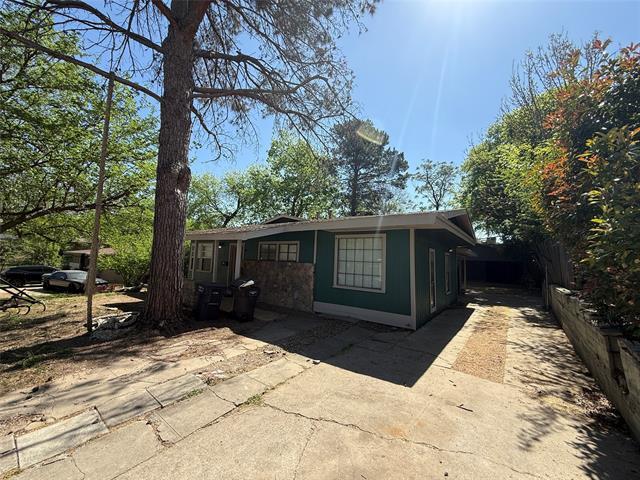 Photo - 4405 Lisbon St