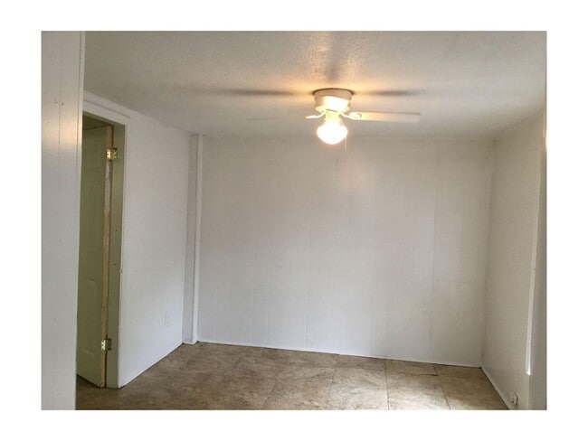 Photo - 1016 Greens Lake Rd