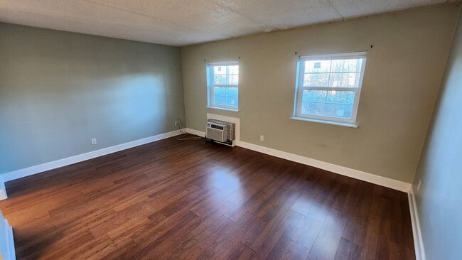 Photo - 6850 Blue Heron Blvd