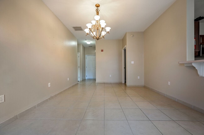 Photo - 3601 S Sagamore Dr