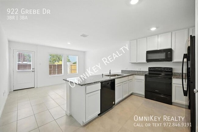 Photo - 922 Grebe Dr