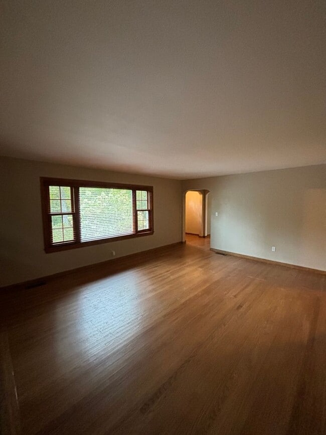 Photo - Timeless 3-Bedroom Cottage on Expansive Lo...