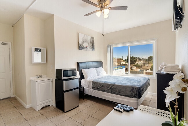Building Photo - 5117 S Avalon Blvd Unit 205 Rental