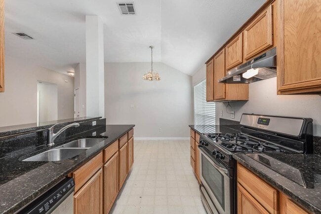 Photo - Gorgeous 3 Bed, 2 Bath in Edelweiss Estates!