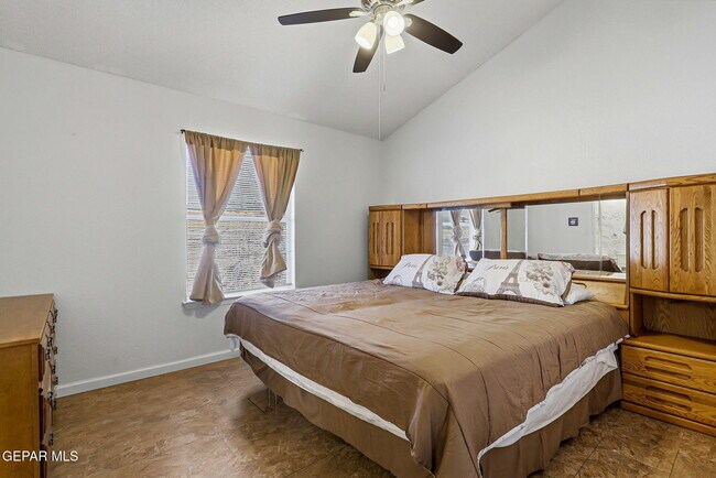 Photo - 11429 Chickasaw Dr