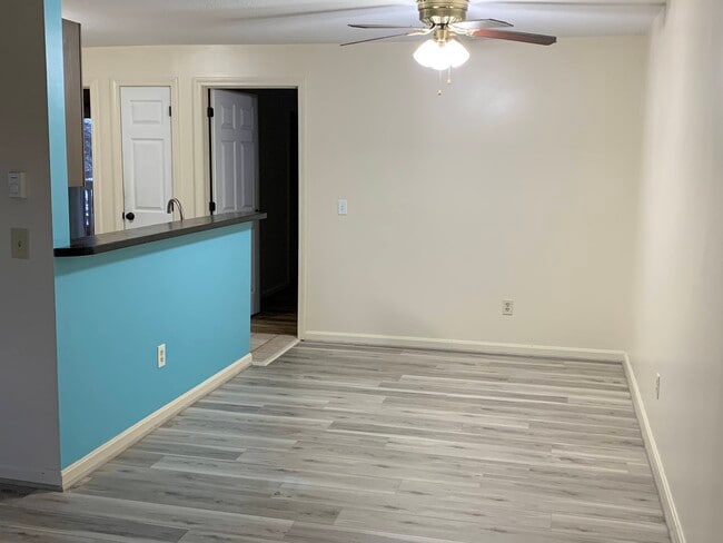 Photo - 35 Seminary Hill Rd