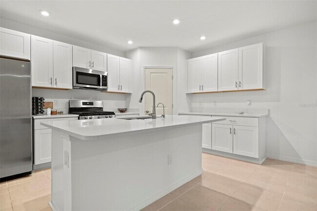 Photo - 6305 Springmont Lp