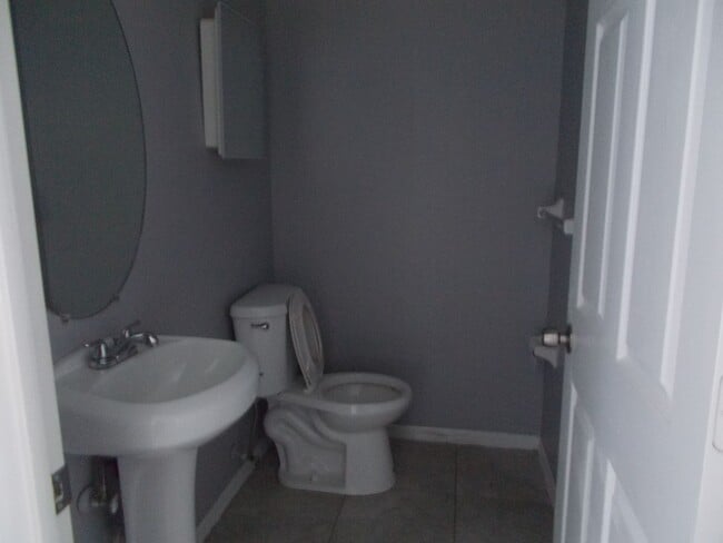Photo - 1661 Windsor Oak Ct