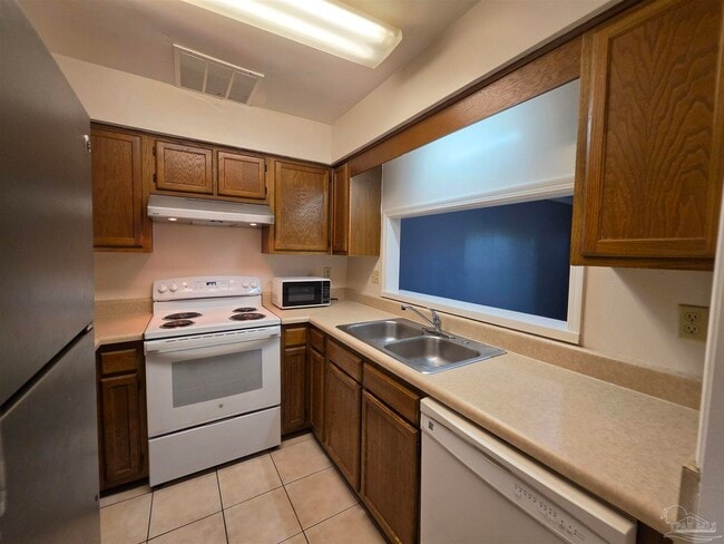 Photo - 3041 Belle Meade Dr