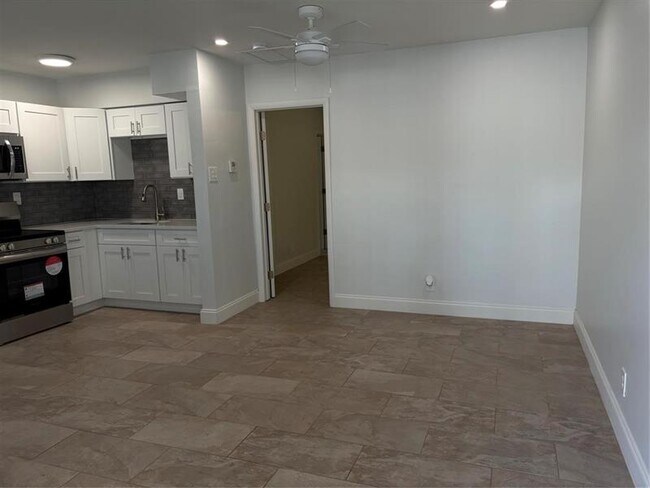 Photo - 4336 N Ocean Dr Unit 2