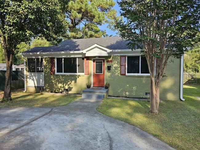 Photo - 802 S Kilbourne Rd House