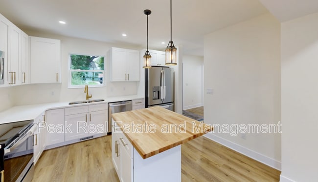 Photo - 2016 Towner Ave SW