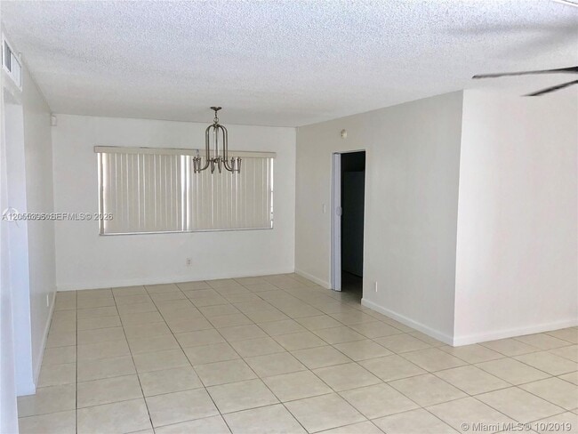 Photo - 121 Golden Isles Dr Unit 407