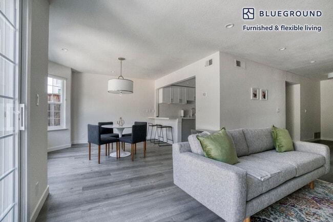804 Erie Cir