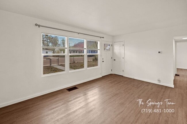 Photo - 1216 Pando Ave