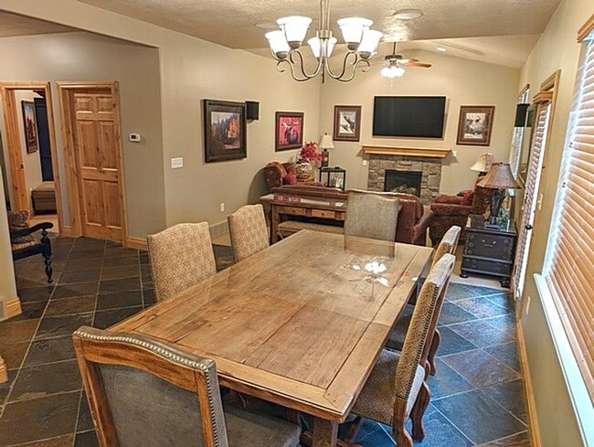 Photo - Beautiful Fully Furnished Jordanelle Townhome