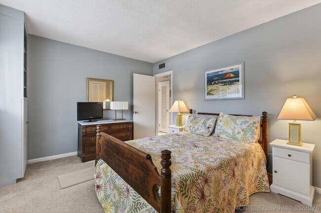 139 Sunrise Ave