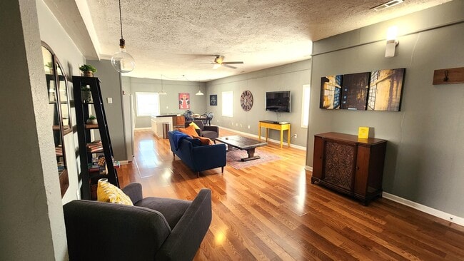 Photo - 501 Frisco St Unit 2