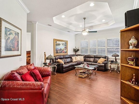 Photo - 121 Seminole Ln