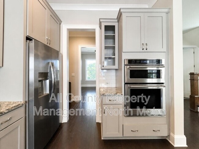 2202 Haventree Ct