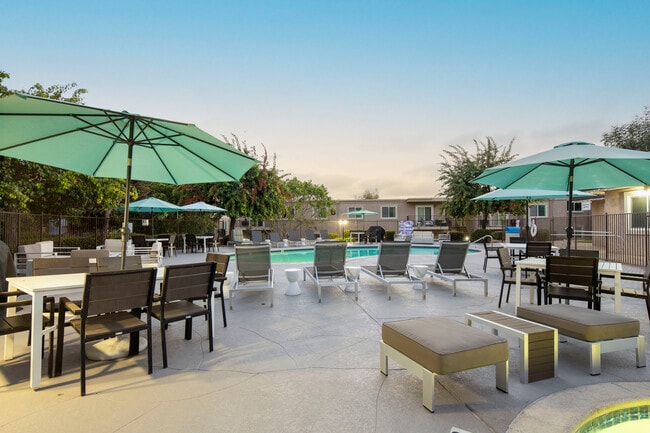 Wexford Manor Apartments
