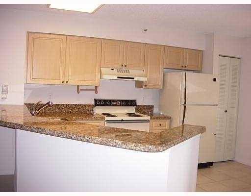 Photo - 2205 S Cypress Bend Dr Unit 307