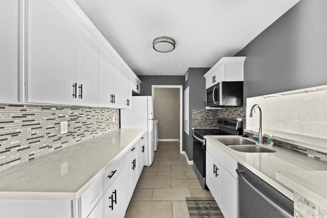 Photo - 10673 Braes Bend Dr