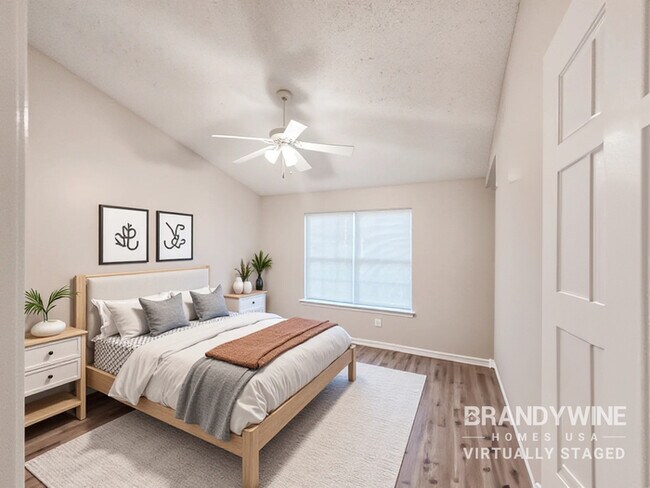 Photo - 107 Lake Terrace