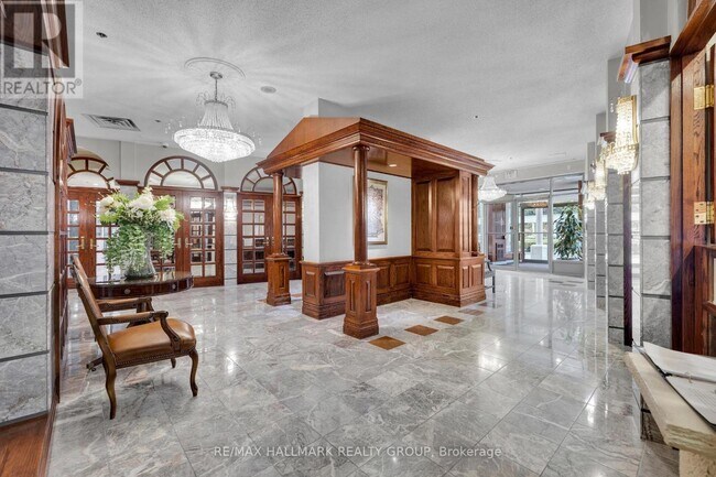 Photo - 1480 Riverside Dr. Unité 1502