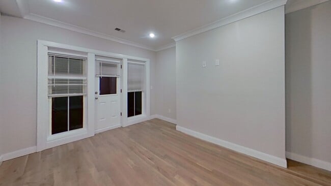 Photo - 39 Englewood Ave Unit 5