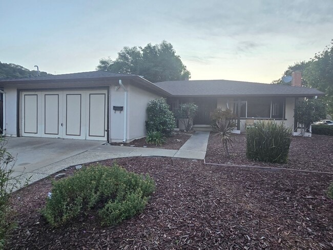 Building Photo - 6003 Paxton Ct