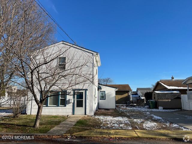 Building Photo - 300 N Taylor Ave Rental