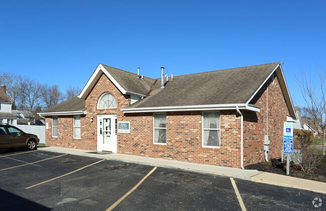 Leasing Office
