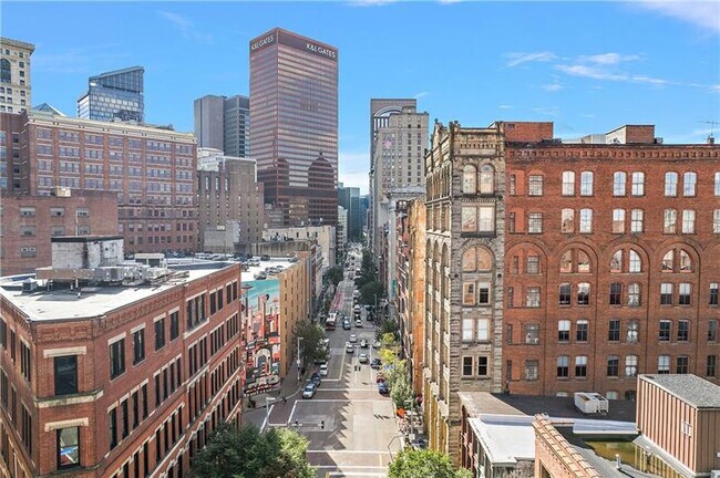 Photo - 915 Liberty Ave