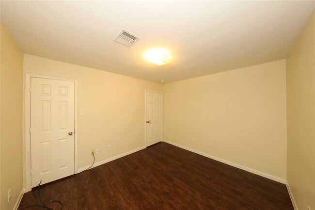 Photo - 21430 Palma Grove Way