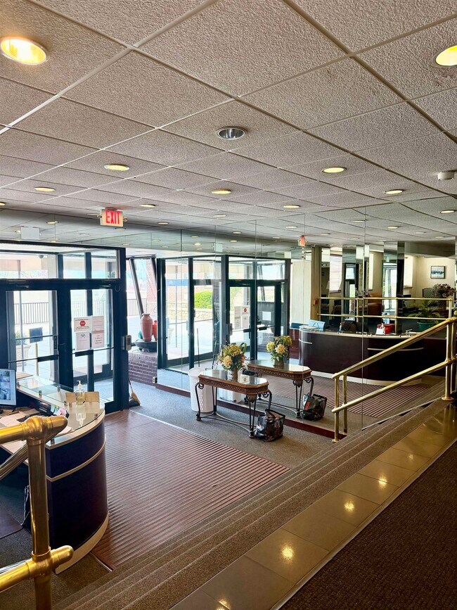 Photo - 6515 JFK Blvd E